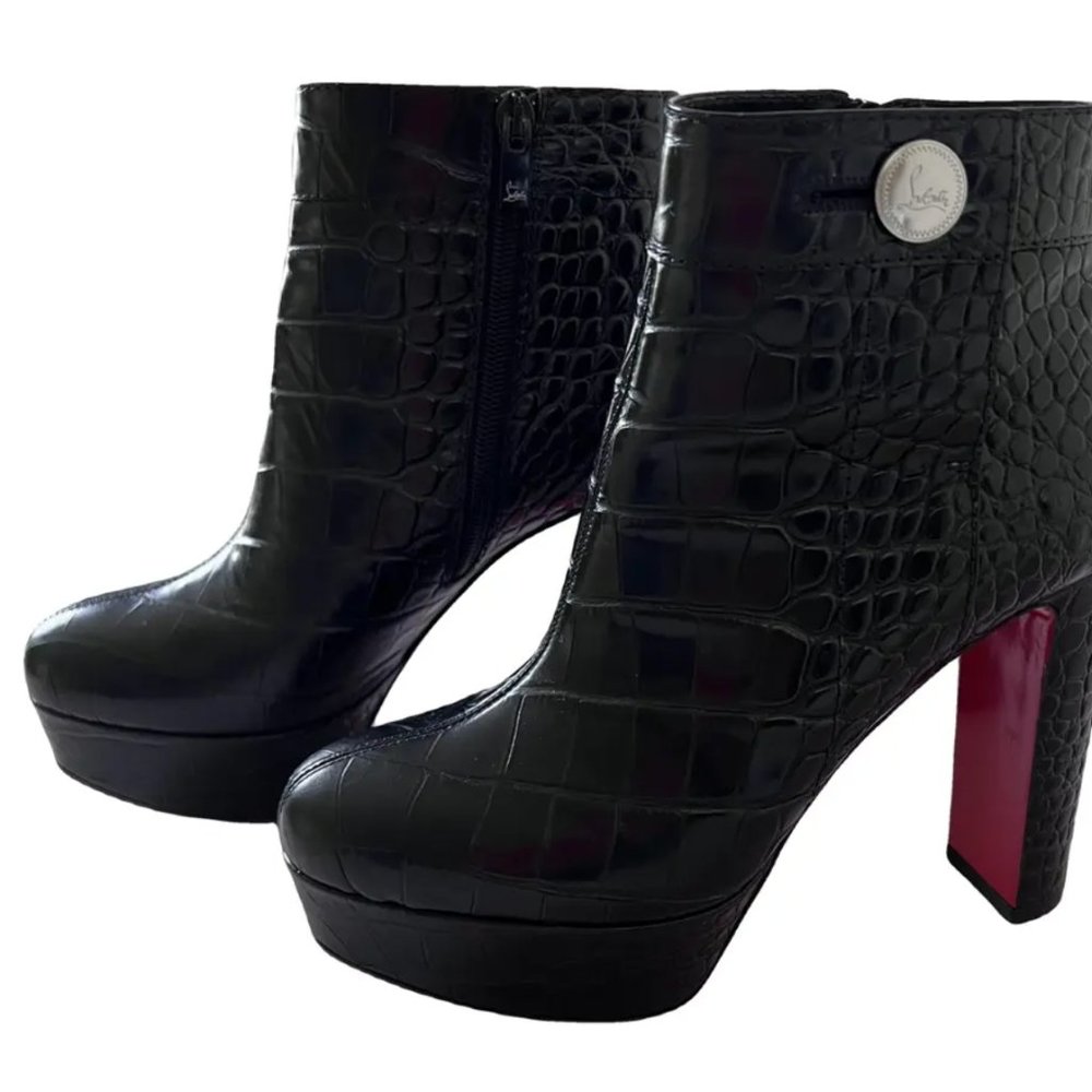 Christian Louboutin Janis Alta Leather Ankle Boots 120